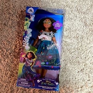 Mirabel Singing Doll Encanto. Age 3+